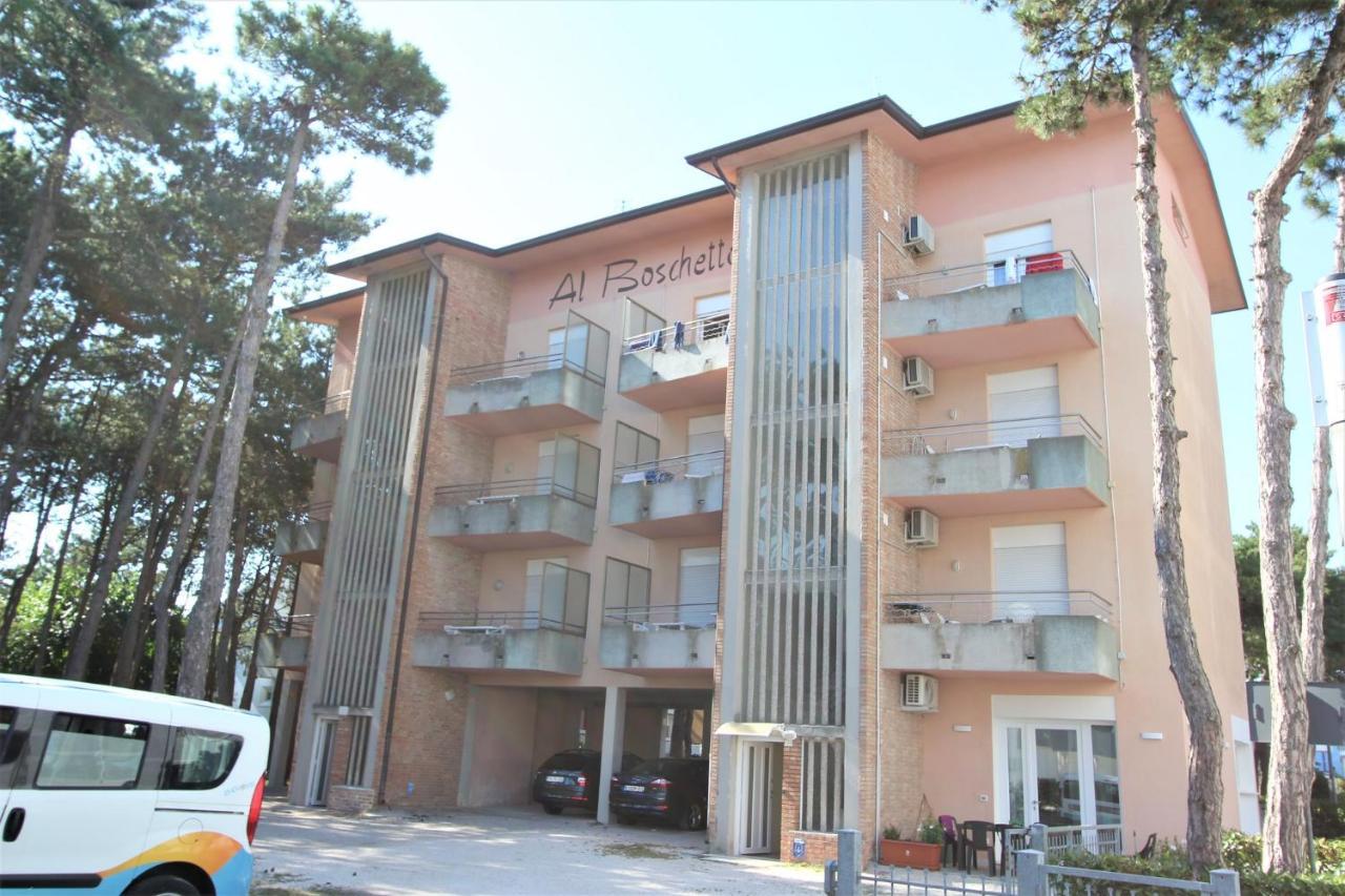 Boschetto Apartment Bibione Bagian luar foto
